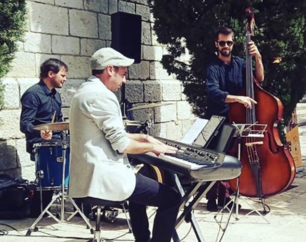 CONTRACTAR GRUP DE JAZZ NICO MARTIN GROUP