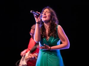 CONTRACTAR MARTA SHANTI