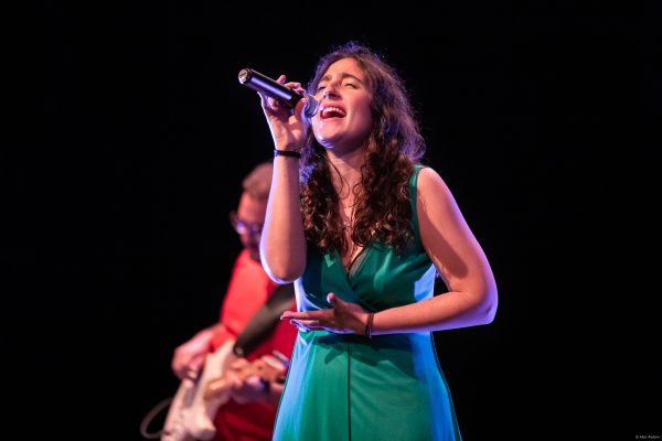 CONTRACTAR MARTA SHANTI