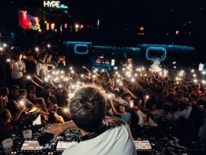 CONTRACTAR DJ SERRA