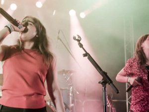 CONTRACTAR A LAS LOCAS DEL PANDA